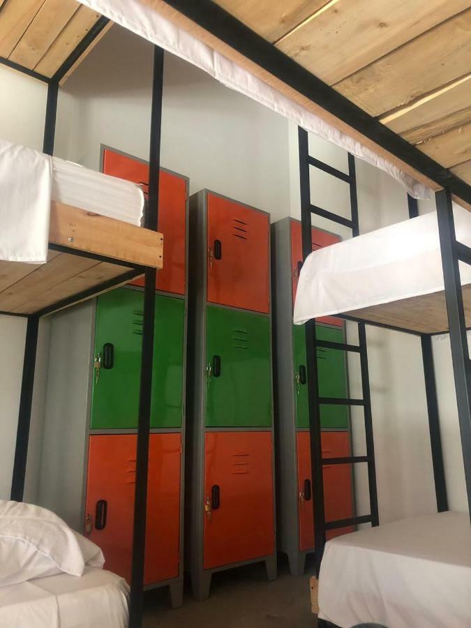 Gaston Coliving Hostel Medellin Bagian luar foto